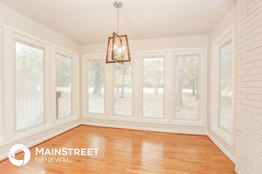 Building Photo - 413 Southwinds Dr