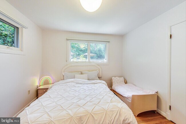 Building Photo - 6515 E Halbert Rd