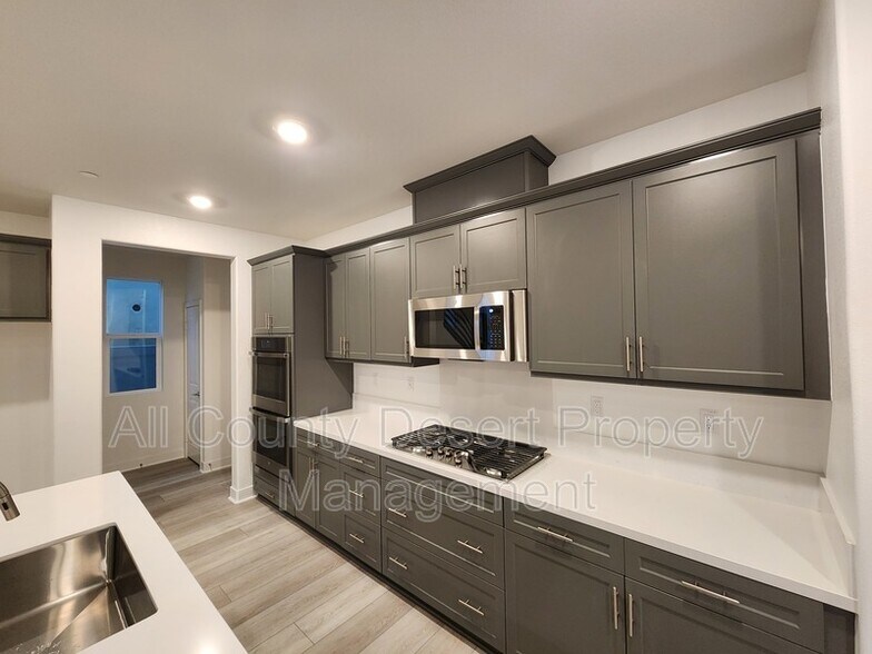 Building Photo - 41186 Harvey Mudd Dr