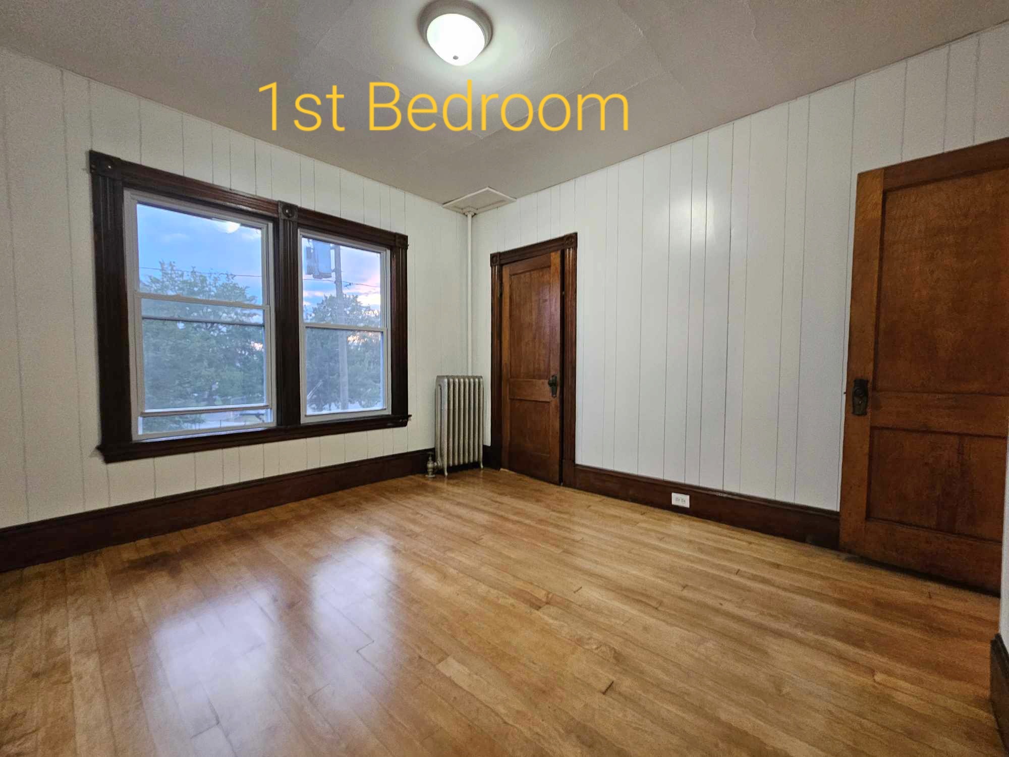 4 bedrooms - 489 Lincoln St