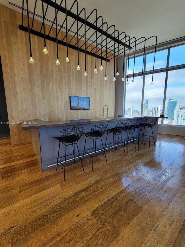 Building Photo - 151 SE 1st St