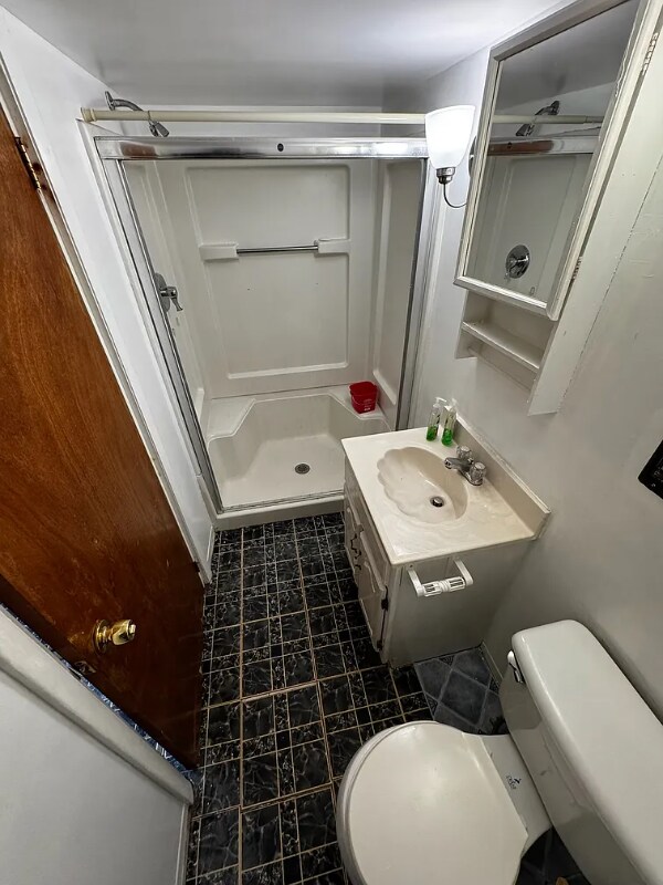 Building Photo - 7217 Vandike St