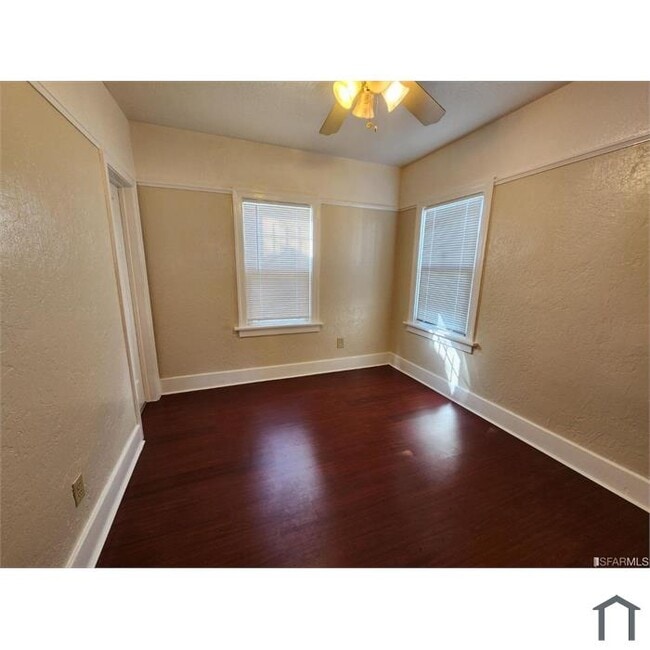 Building Photo - 1481 77th Ave