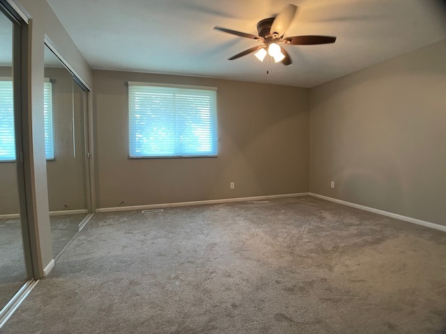 Building Photo - Duplex in North Peoria