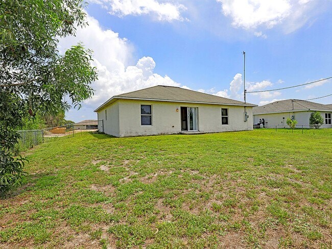 Building Photo - SFH - Cape Coral 325
