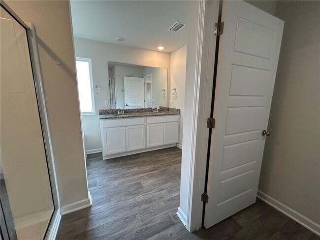 Building Photo - 20866 Petal Dr