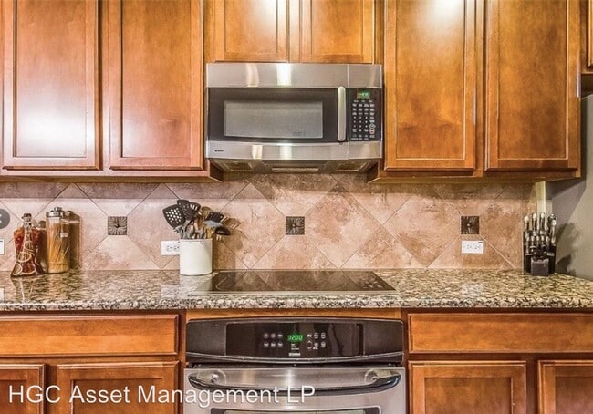 Building Photo - 11739 Balch Springs Ct