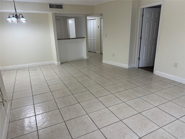 Building Photo - 4235 N University Dr