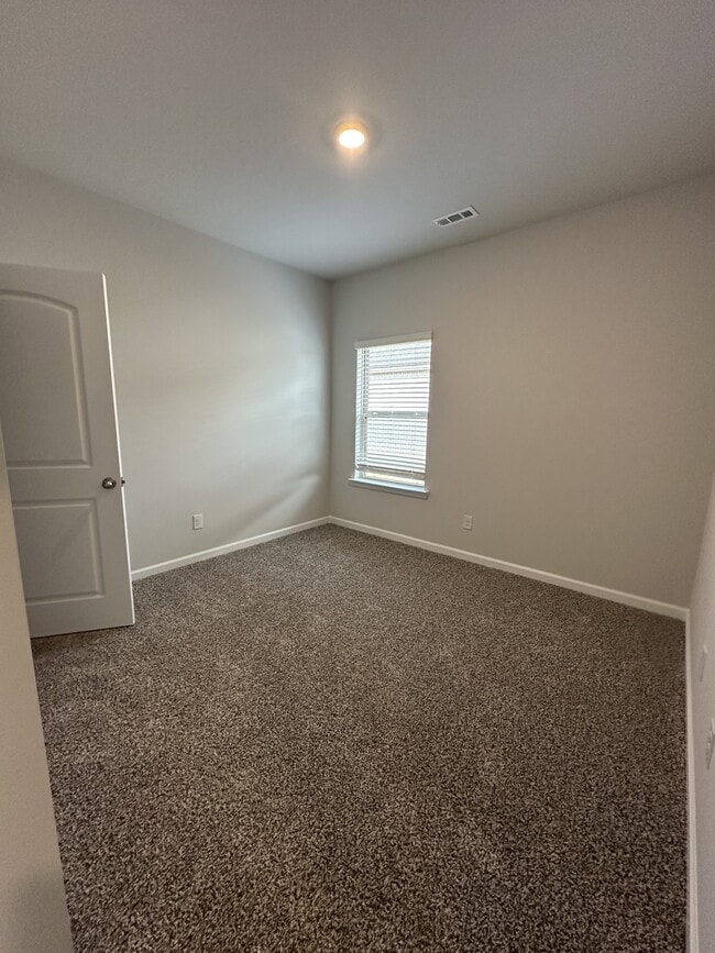 Building Photo - 231 Antler Ridge Dr