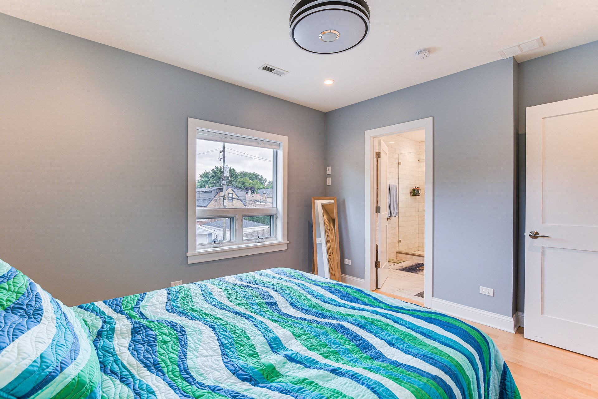 Primary - 4727 N Kiona Ave