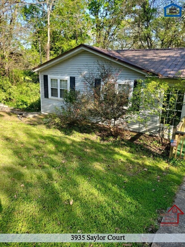 Building Photo - 3935 Saylor Ct