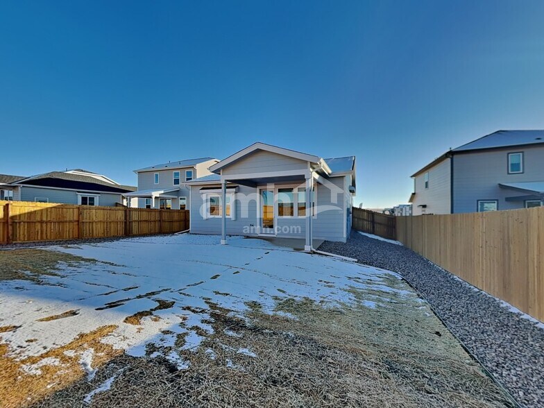 Building Photo - 13897 E 101st Ave