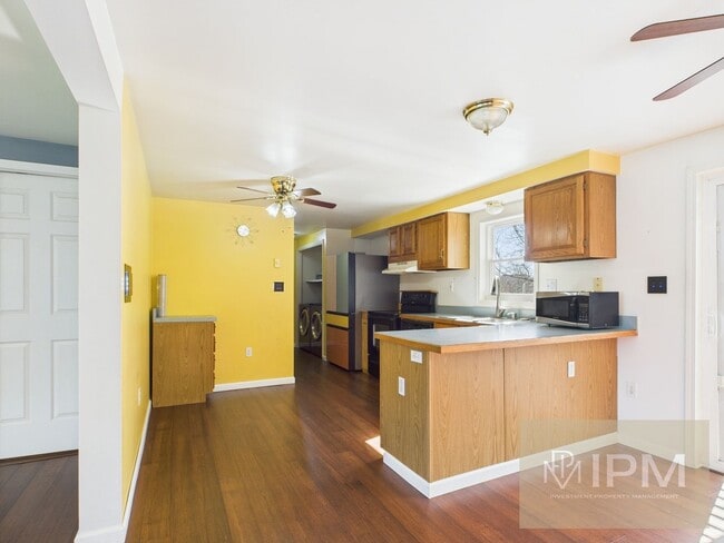 Building Photo - Bright Modern 3 Bedroom, 2 Bath Home in Eastern York Schools!