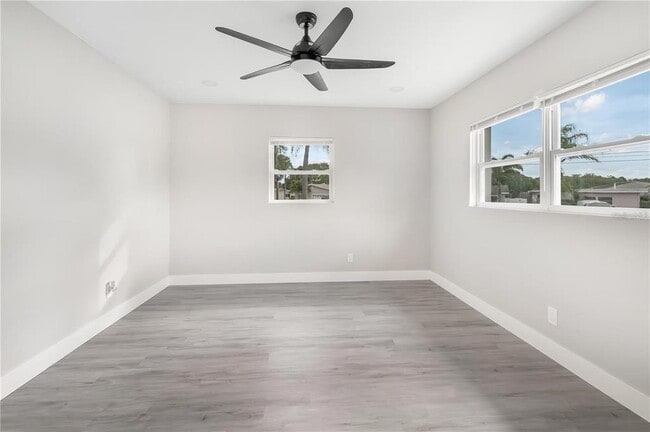 Building Photo - 10341 Kumquat Ln