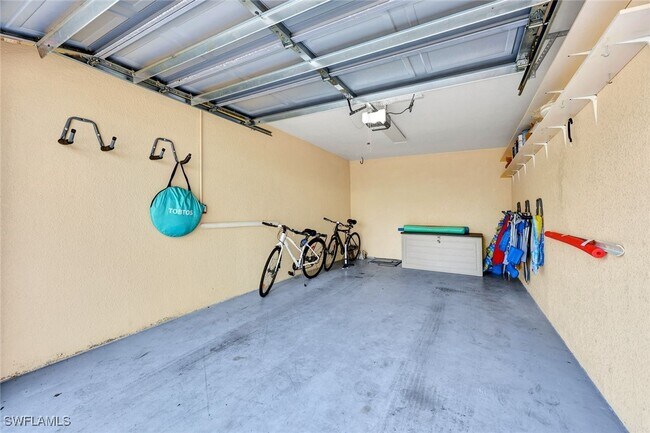 Building Photo - 4450 Chickee Hut Ct