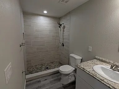 Building Photo - 8166 Juniper Rd