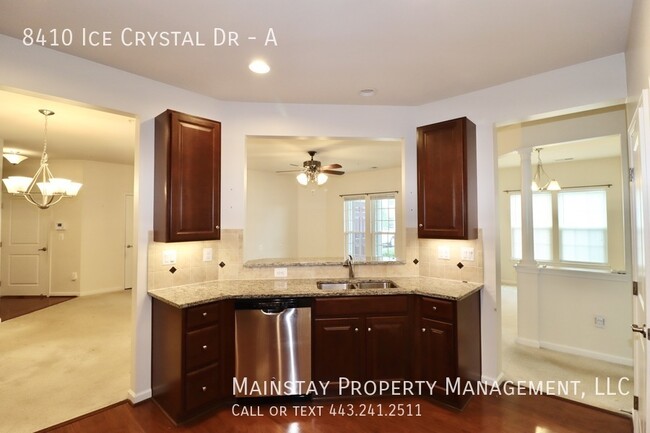 Building Photo - 2 Bedroom Condo in 55+ Legacy at Cherry Tr...