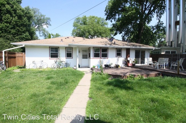 Building Photo - 3 br, 2 bath House - 535 E Minnehaha Parkway