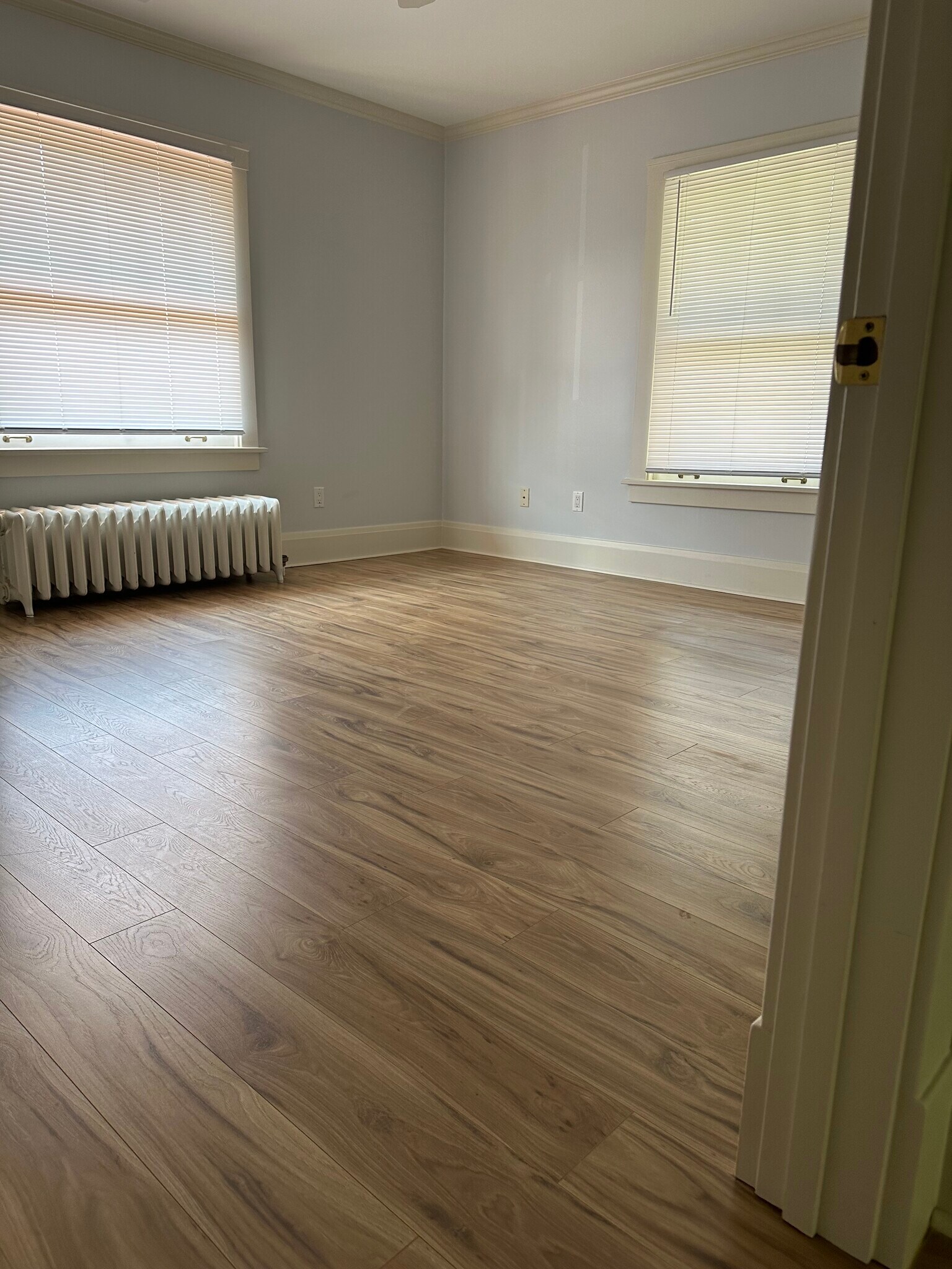 Master Bedroom - 1110 N Maplewood Ave