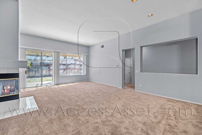 Building Photo - 27090 Adelanto Dr