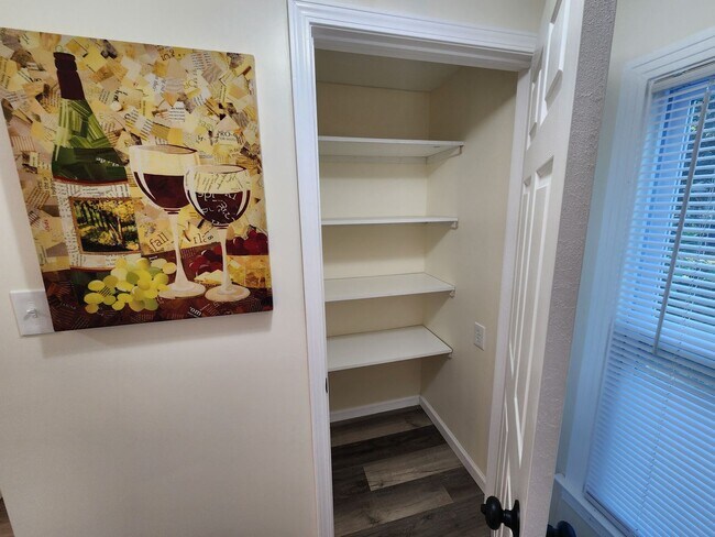 Building Photo - Beautiful remodeled 3BR, 1.5 Bth with garage and fenced backyard with newer stainless appliances
