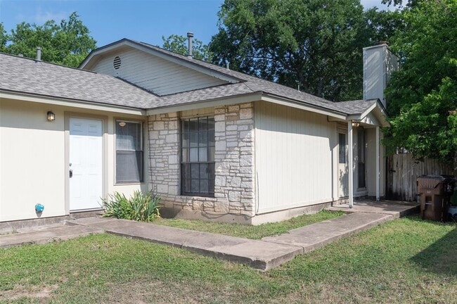 Building Photo - 1102 Woodlief Trail