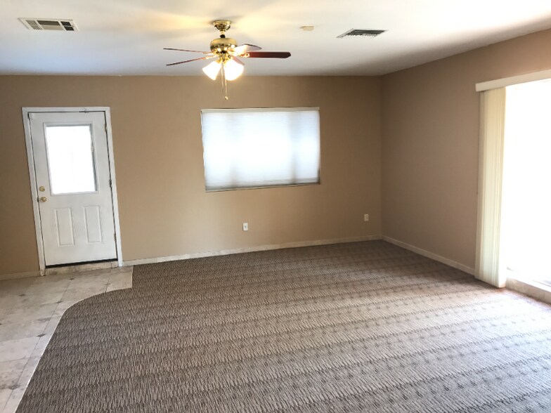 Building Photo - 12018 N Hayden Rd