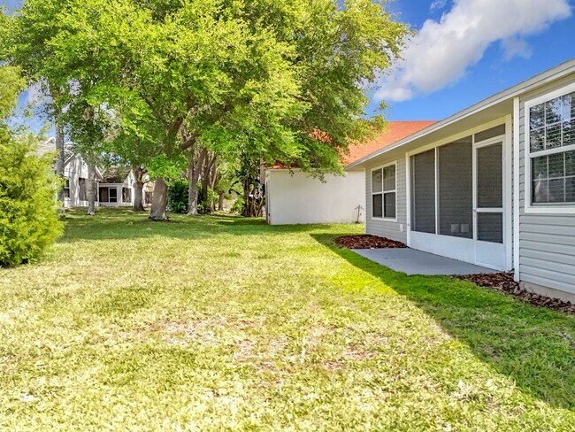 Building Photo - 2 Bedroom, 2 Bath | Lake Community | Dock & Boat Ramp Access