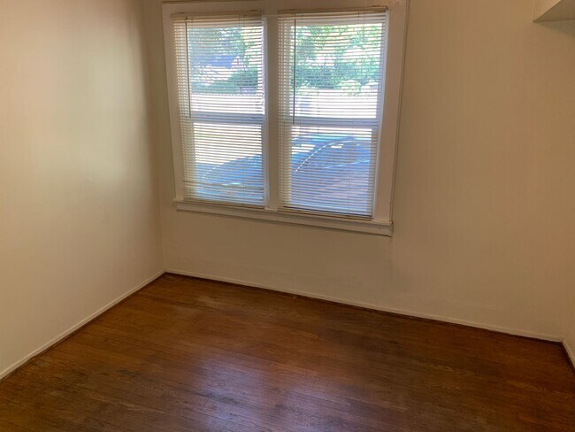 Building Photo - 1153 Arcadian Ave