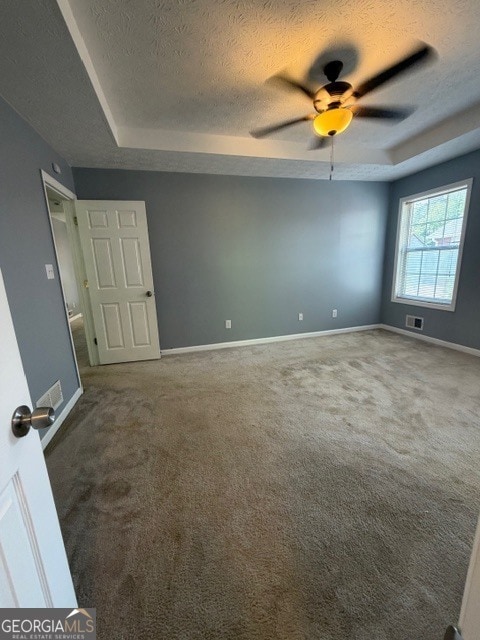Building Photo - 190 Oakwood Cir