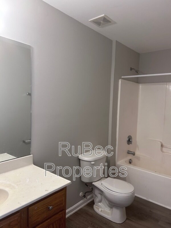 Building Photo - 5380 Esther Ln