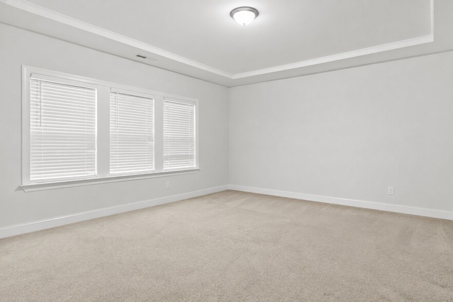 Building Photo - 736 Precipice Way
