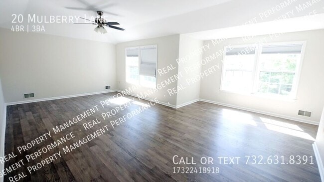 Building Photo - 20 Mulberry Ln