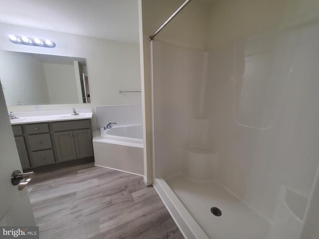 Building Photo - 192 Cilento Dr