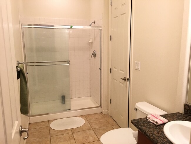 Building Photo - 3342 Park Ridge Dr