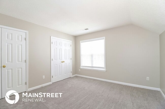 Building Photo - 5560 Angel Oaks Dr