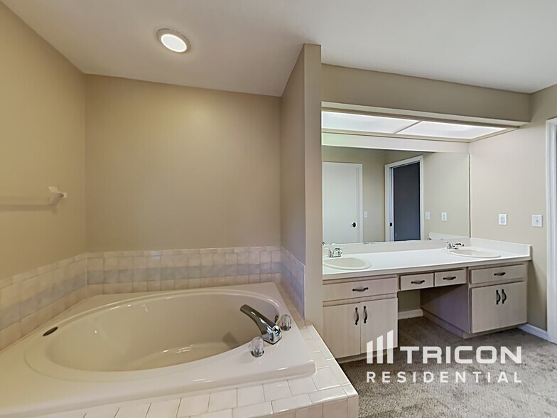 Building Photo - 3629 Cold Creek Dr