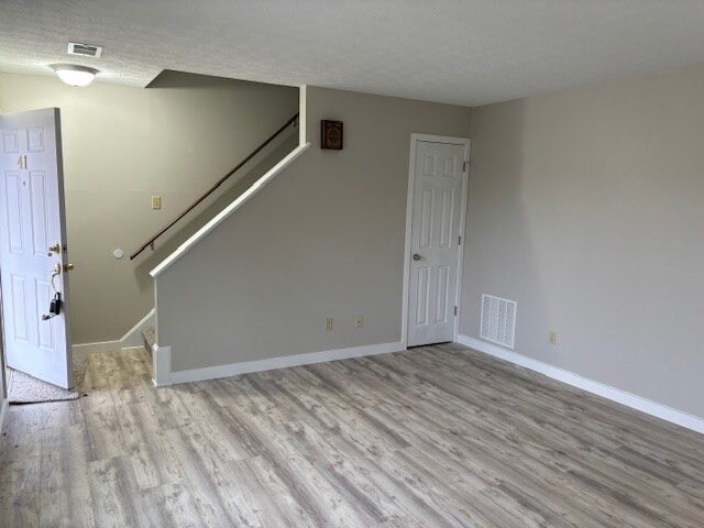 Building Photo - 5305 Big Tyler Rd