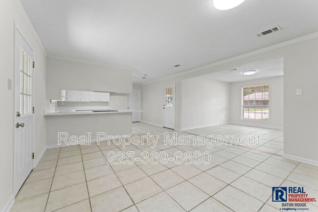 Building Photo - 7514 Kings Hill Ave