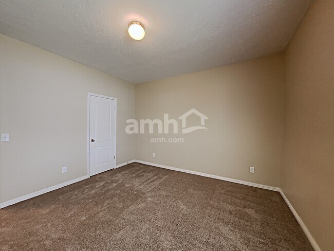 Building Photo - 2800 Rader Ridge Ct