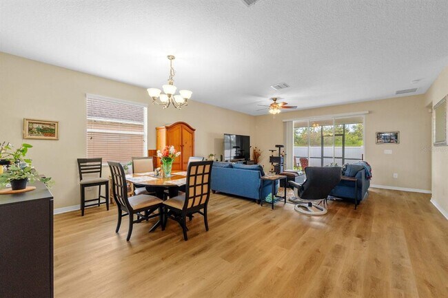 Building Photo - 12313 Eagle Swoop Pl