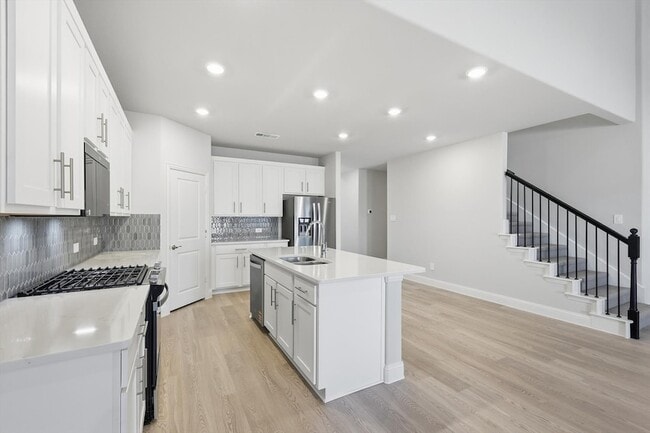 Building Photo - 2102 Windy Trl