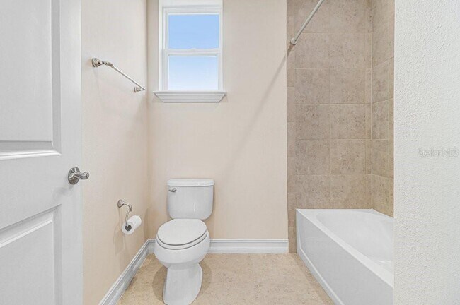 Building Photo - 1843 Whitewillow Dr
