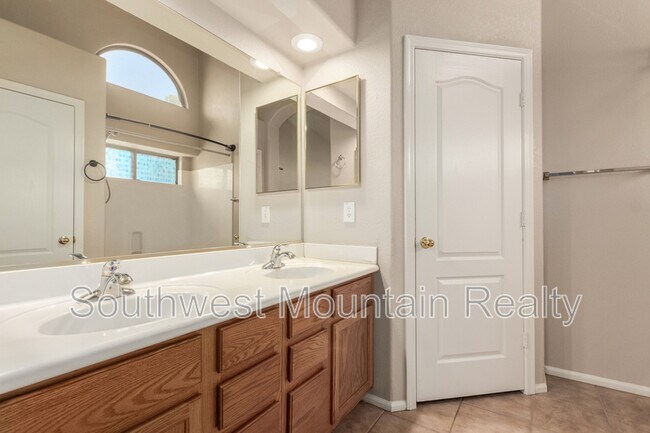 Building Photo - 29628 N Candlewood Dr