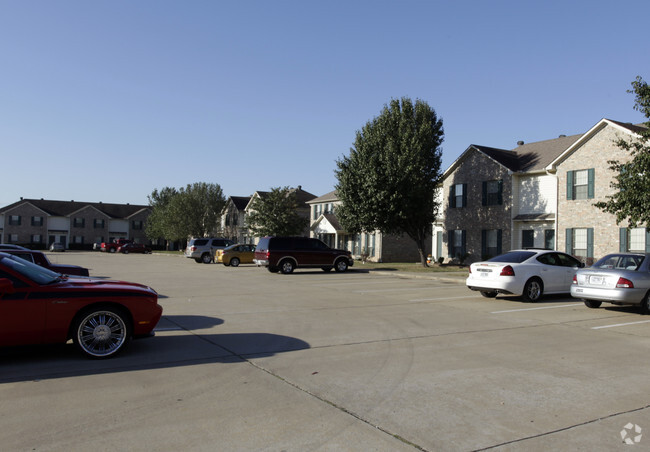 Building Photo - Glenwood Townhomes
