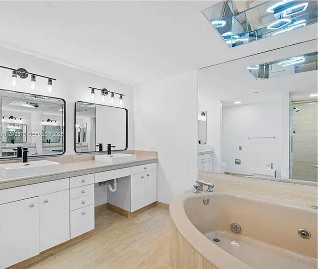 Building Photo - 19355 Turnberry Way