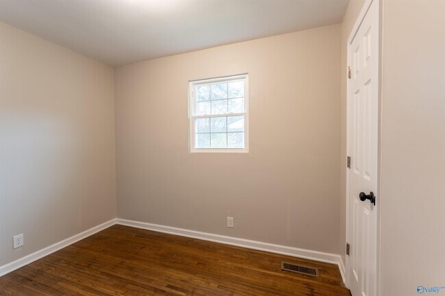 Building Photo - 3708 Valleydale Rd NW