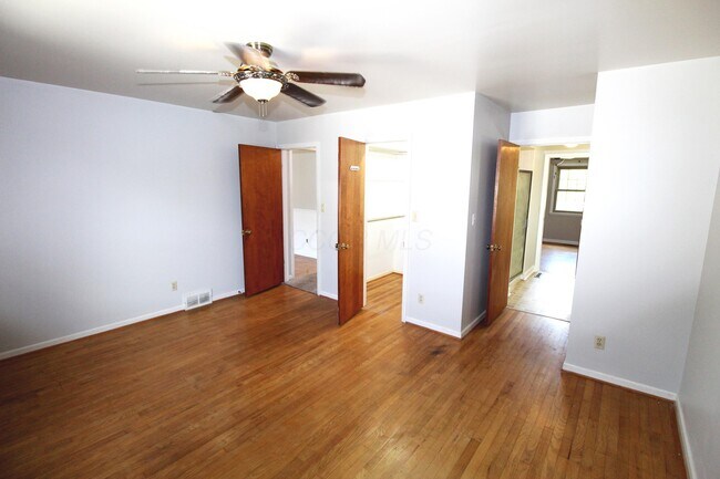 Building Photo - 4777 Nugent Dr