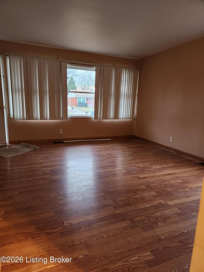 Building Photo - 3413 Calais Dr