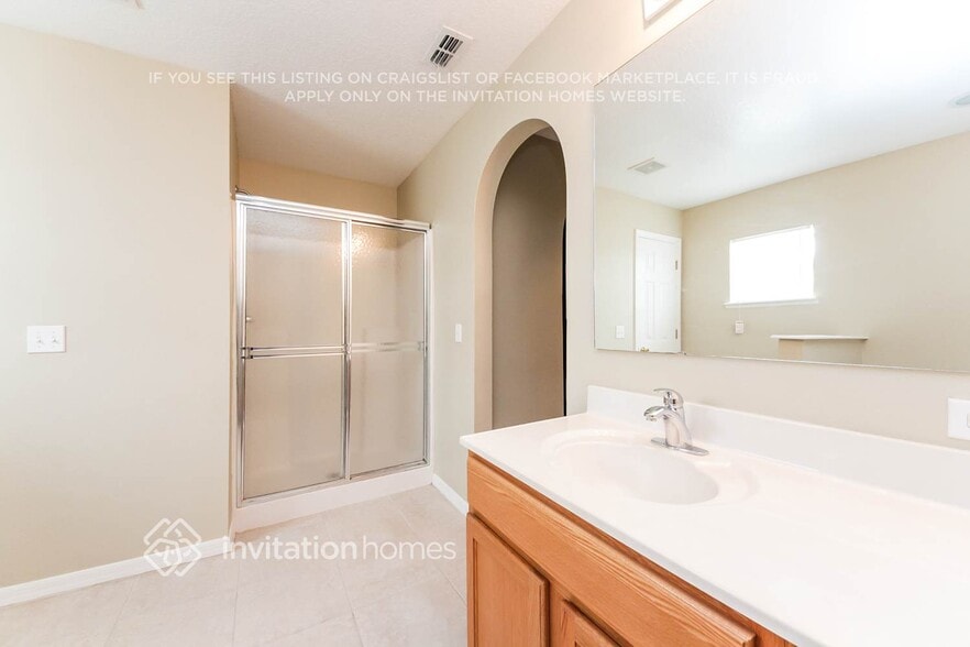 Building Photo - 1130 St Tropez Ct